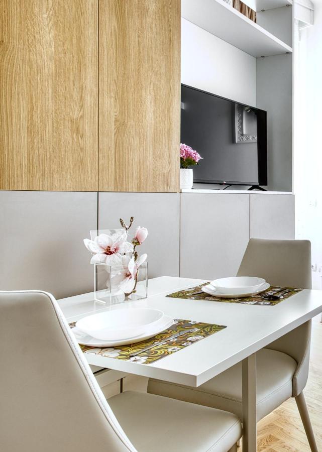 Joivy Old Milan Navigli Family Apartments Bagian luar foto