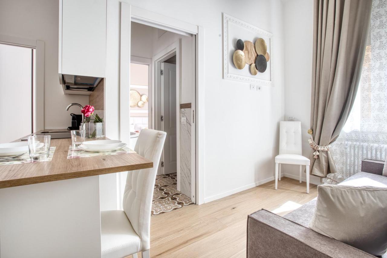 Joivy Old Milan Navigli Family Apartments Bagian luar foto