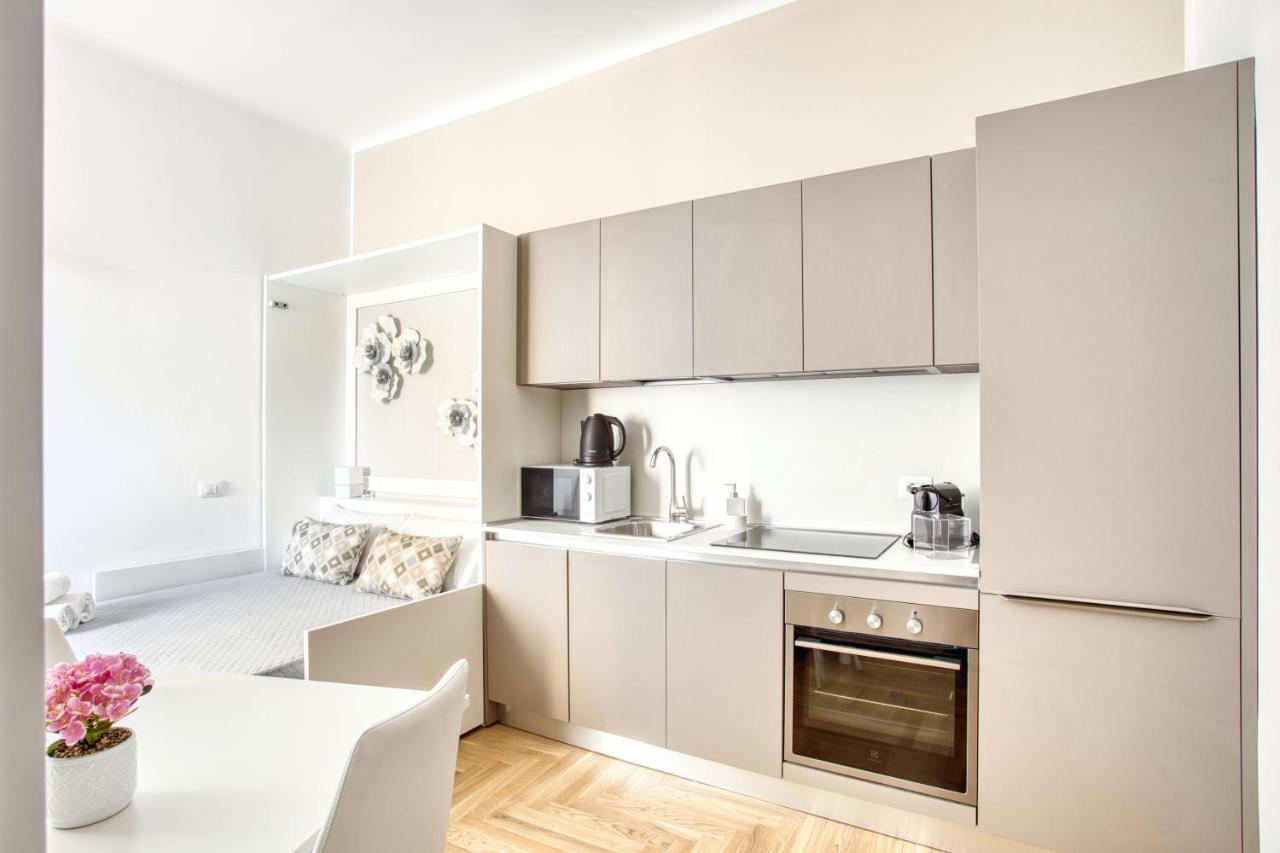 Joivy Old Milan Navigli Family Apartments Bagian luar foto